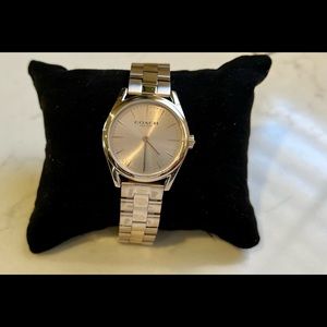 Coach modern luxury rose gold watch